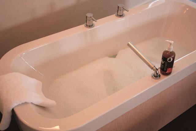 Cour 8 Lofts Guest House Maastricht Ruang foto