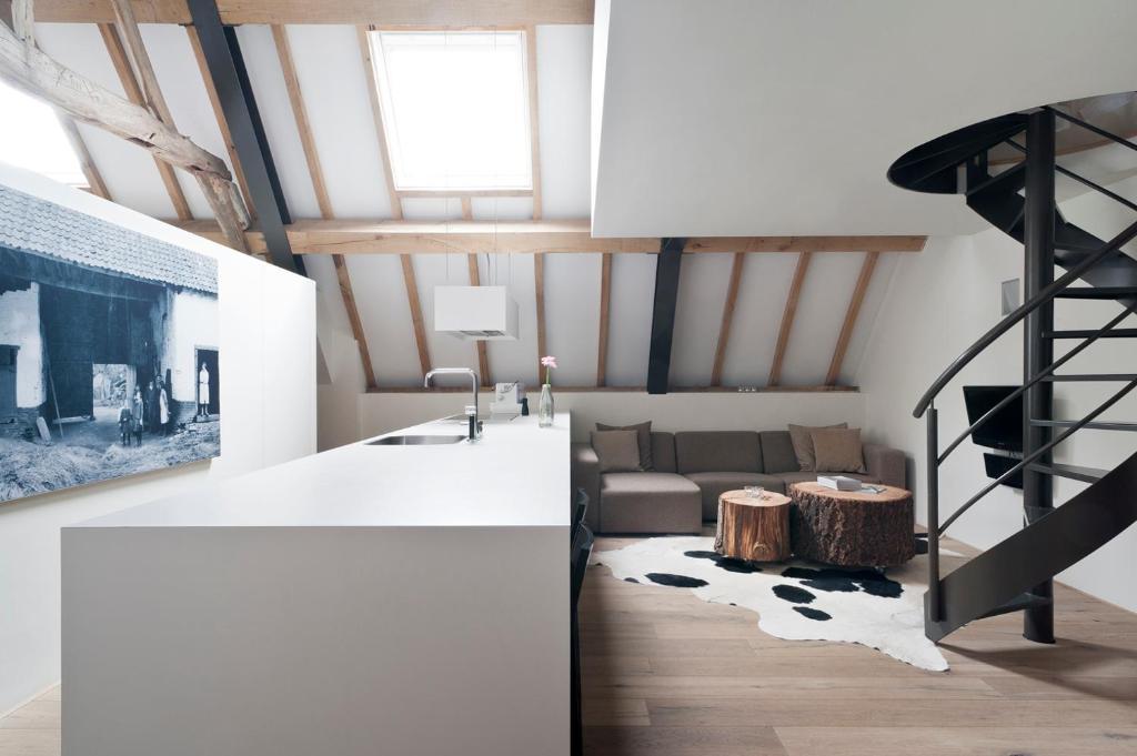 Cour 8 Lofts Guest House Maastricht Ruang foto