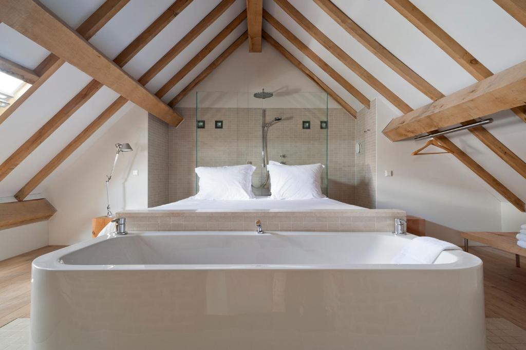 Cour 8 Lofts Guest House Maastricht Ruang foto